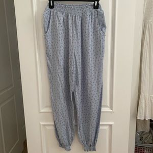 MABLE pants - size small - floral - extremely soft and light